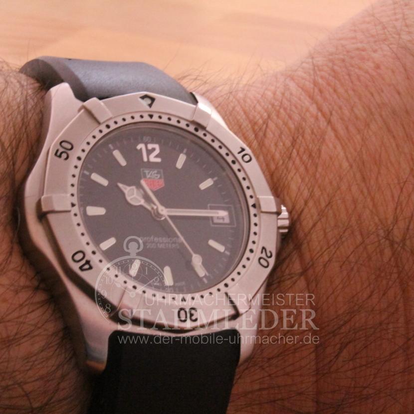 TAG HEUER Professional 200 Meter Diver Taucheruhr mit Garantie