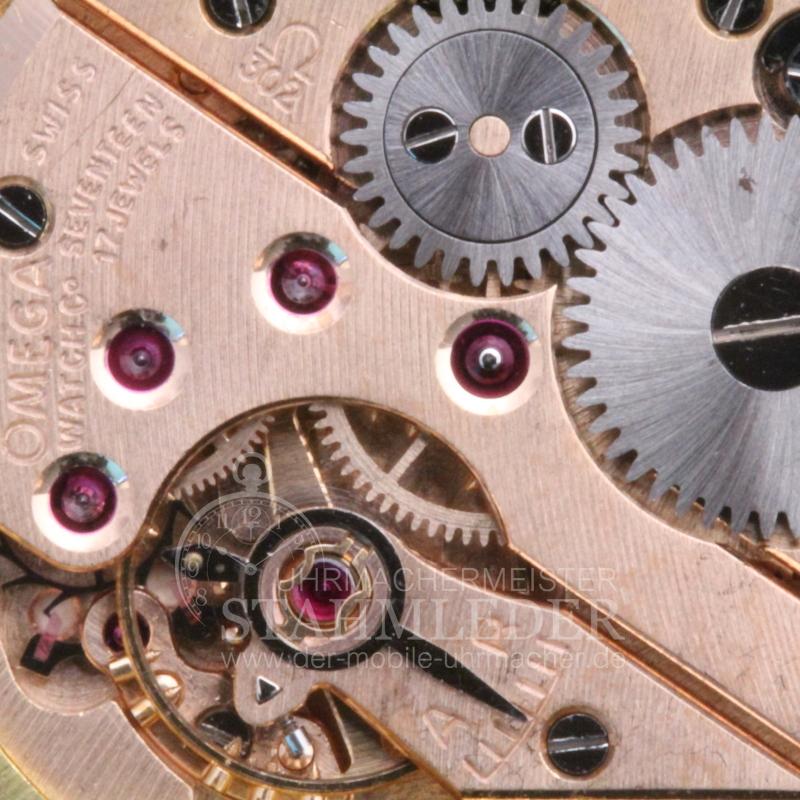 Omega Herrenuhr Handaufzug Cal.302  von 1954 Gelbgold 750